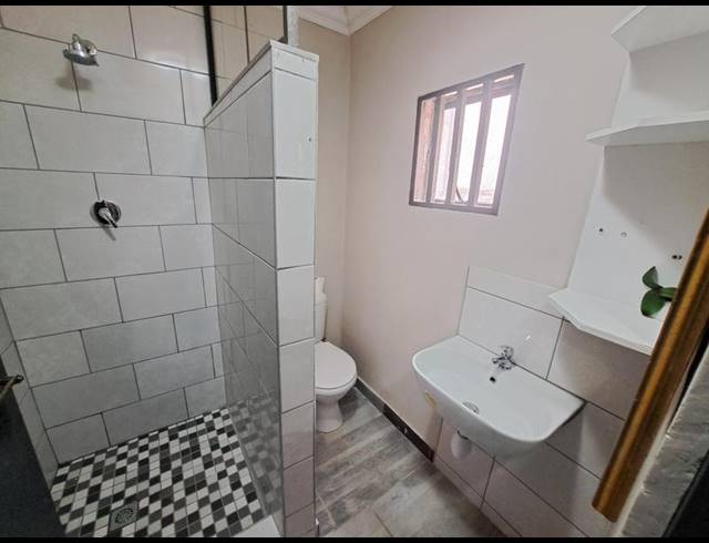 1 BEDROOM PROPERTY TO RENT IN MUCKLENEUK